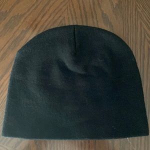 Black knit hat. Like new!  Never worn